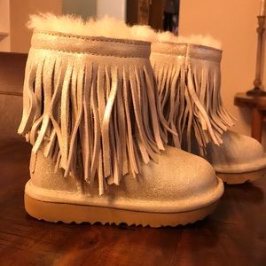 Kid UGG Boots with fringe good condition, Gold